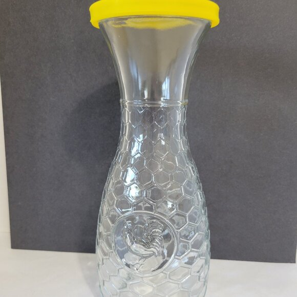 Grant Howard Water Carafe, 10” Chicken & Chicken Wire Or Honeycomb, Yellow Lid - Picture 1 of 7